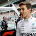 russell op pole in barcelona cruciale slag in merc