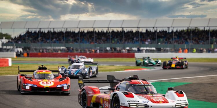 Silverstone keert in 2027 terug op WEC-kalender na acht jaar 1 silverstone keert in 2027 terug op wec kalender na