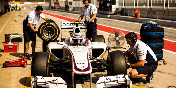 startfout williams albon en sainz riskeren straf i