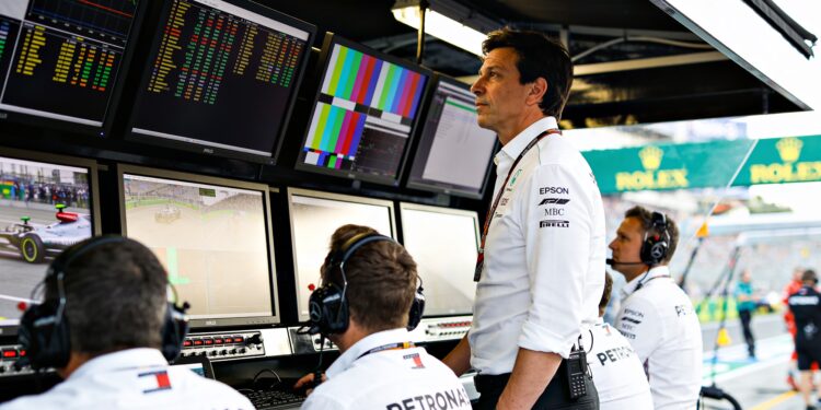 steiner looft wolff voor vrijlaten mercedes coureu