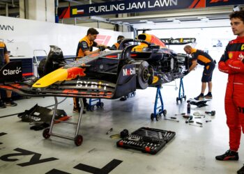 technische problemen brengen start lawson in monac
