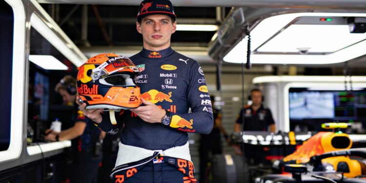 verstappen onthult speciale helm voor cruciale thu