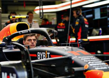 verstappen onzichtbaar in 2026 red bulls ontwerp d