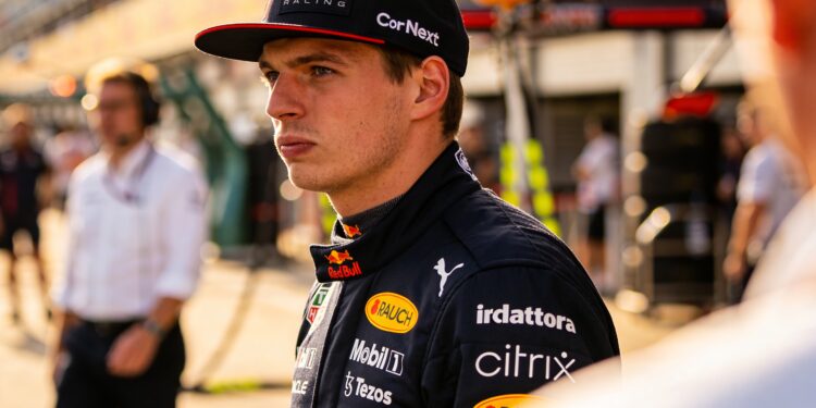 verstappen stelt beslissing over f1 toekomst na 20