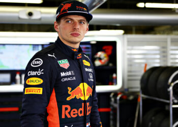 verstappen stelt besluit over red bull toekomst ui