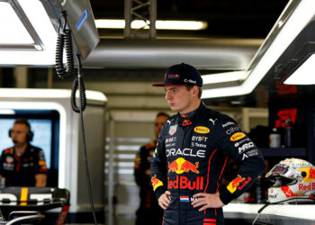 verstappen tempert verwachtingen monaco test zwakt