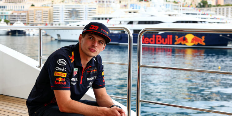 verstappen weigert iconische monaco duik na walgel