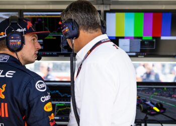 verstappen zoekt opvolger na vertrek lambiase naar