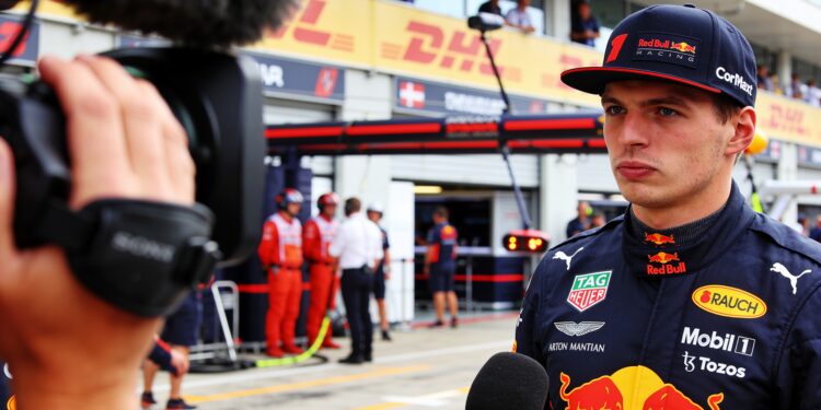 verstappen zwijgt na topoverleg met red bull direc