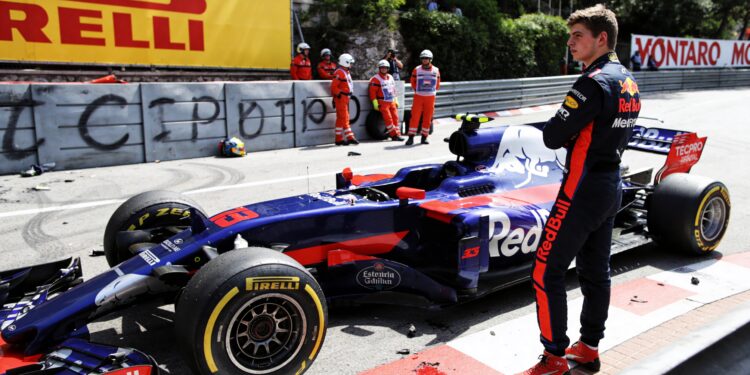 verstappens eerste f1 crash de vergeten gevolgen v