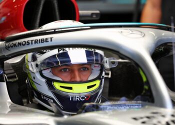 villeneuve russell heeft het voordeel op antonelli