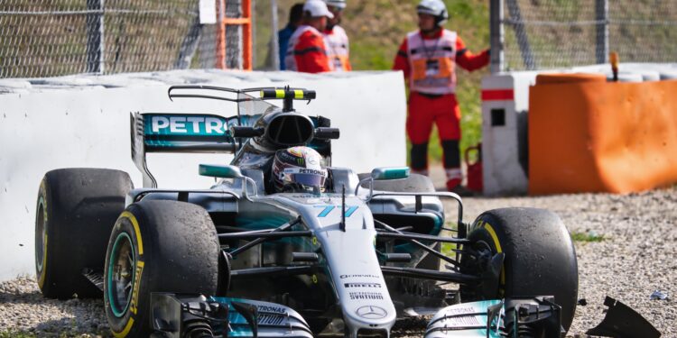 zorgen bij cadillac rempedaal bottas begeeft het i